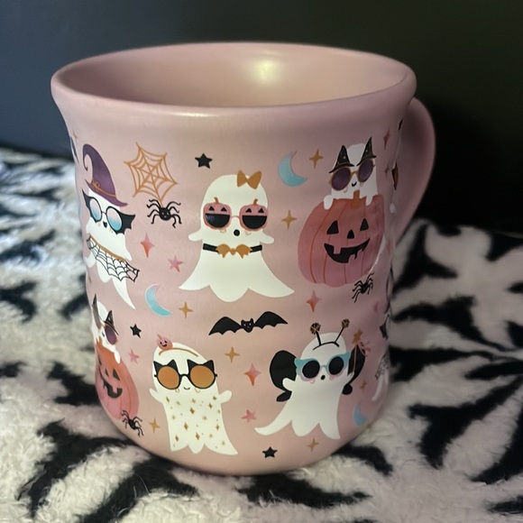 Halloween PINK 🩷👻 Ghosts in Cute Costumes Clementine Ceramic Mug NEW - Picture 3 of 6